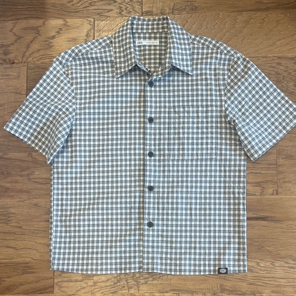 Zara Men's Casual Boxy Grey and White Plaid Shirt
